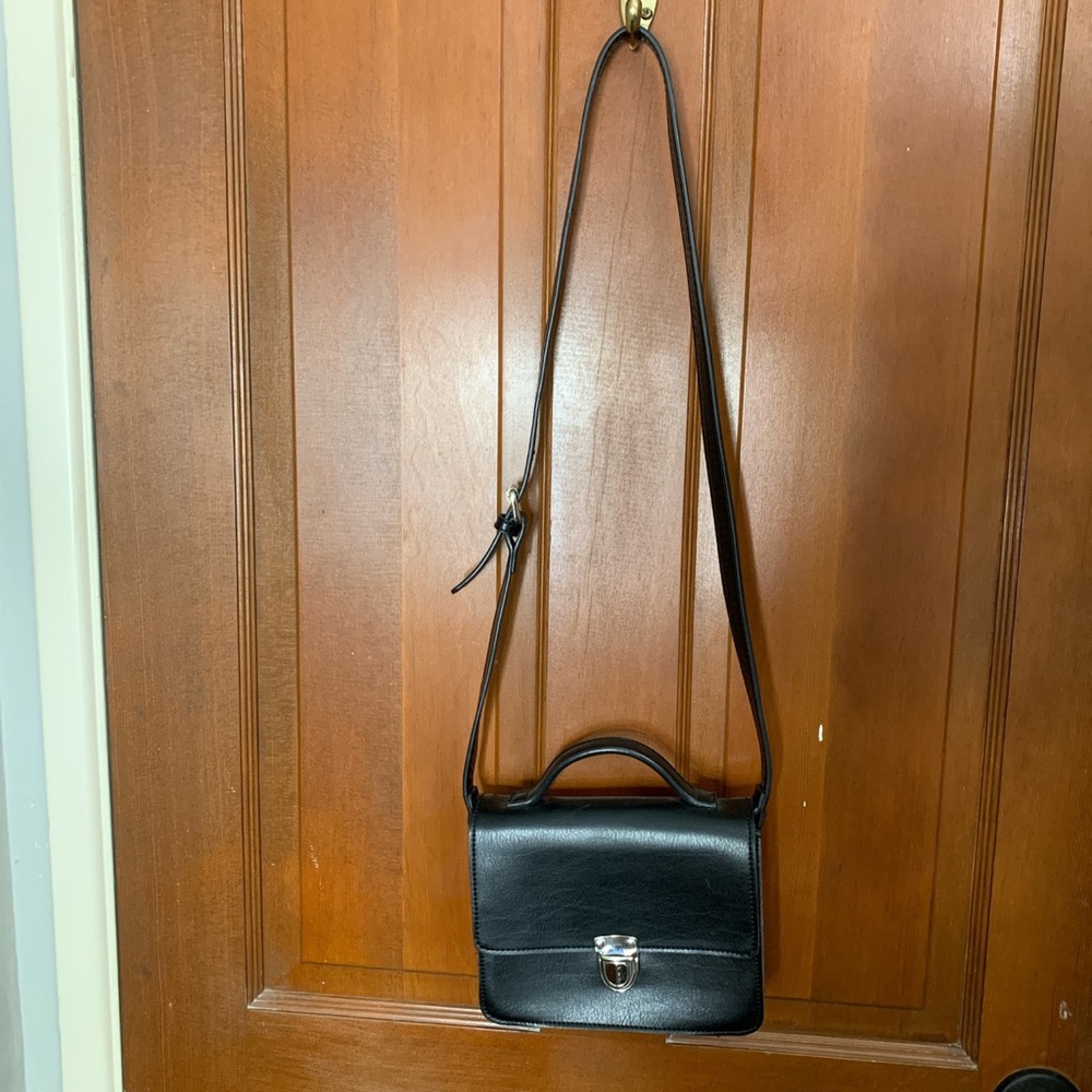 Brandy Melville black purse
